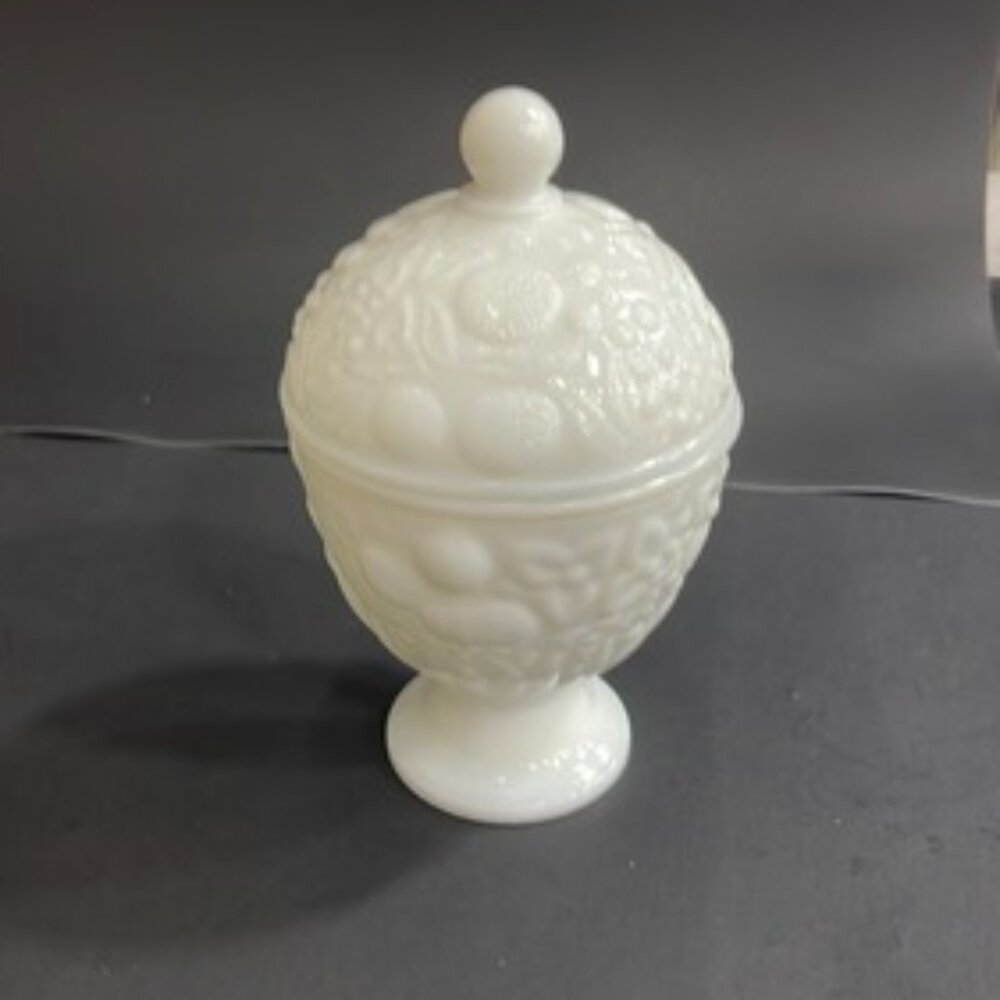 VTG Avon Milk Glass Lidded Floral Pedestal Bowl Candy Dish Trinket Vanity Jar